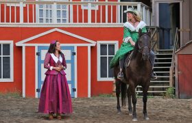 Helena und Amanda im Gespräch